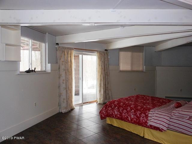 108 Ridge Road Hawley, PA 18428 - Photo 12 of 30
