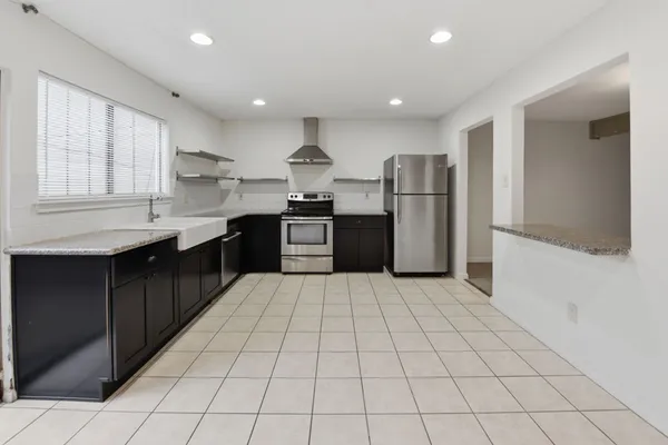 $1,500 | 12027 Willow Trail, Houston, TX 77035