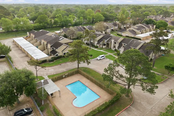 $1,500 | 12027 Willow Trail, Houston, TX 77035