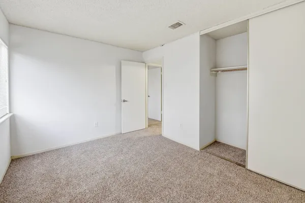 $1,500 | 12027 Willow Trail, Houston, TX 77035