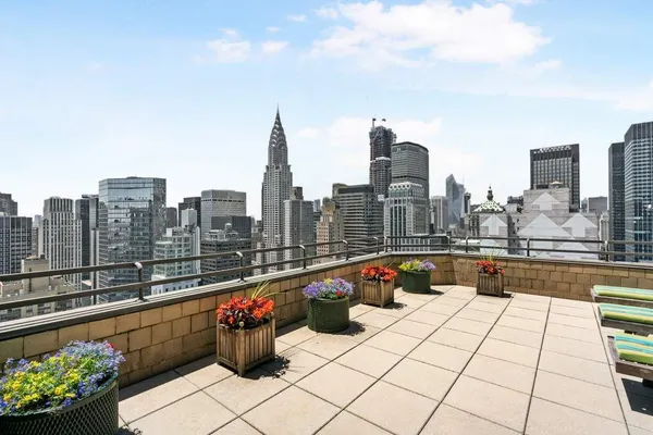 $8,500 | 240 East 47th Street, Unit 30C | Midtown East