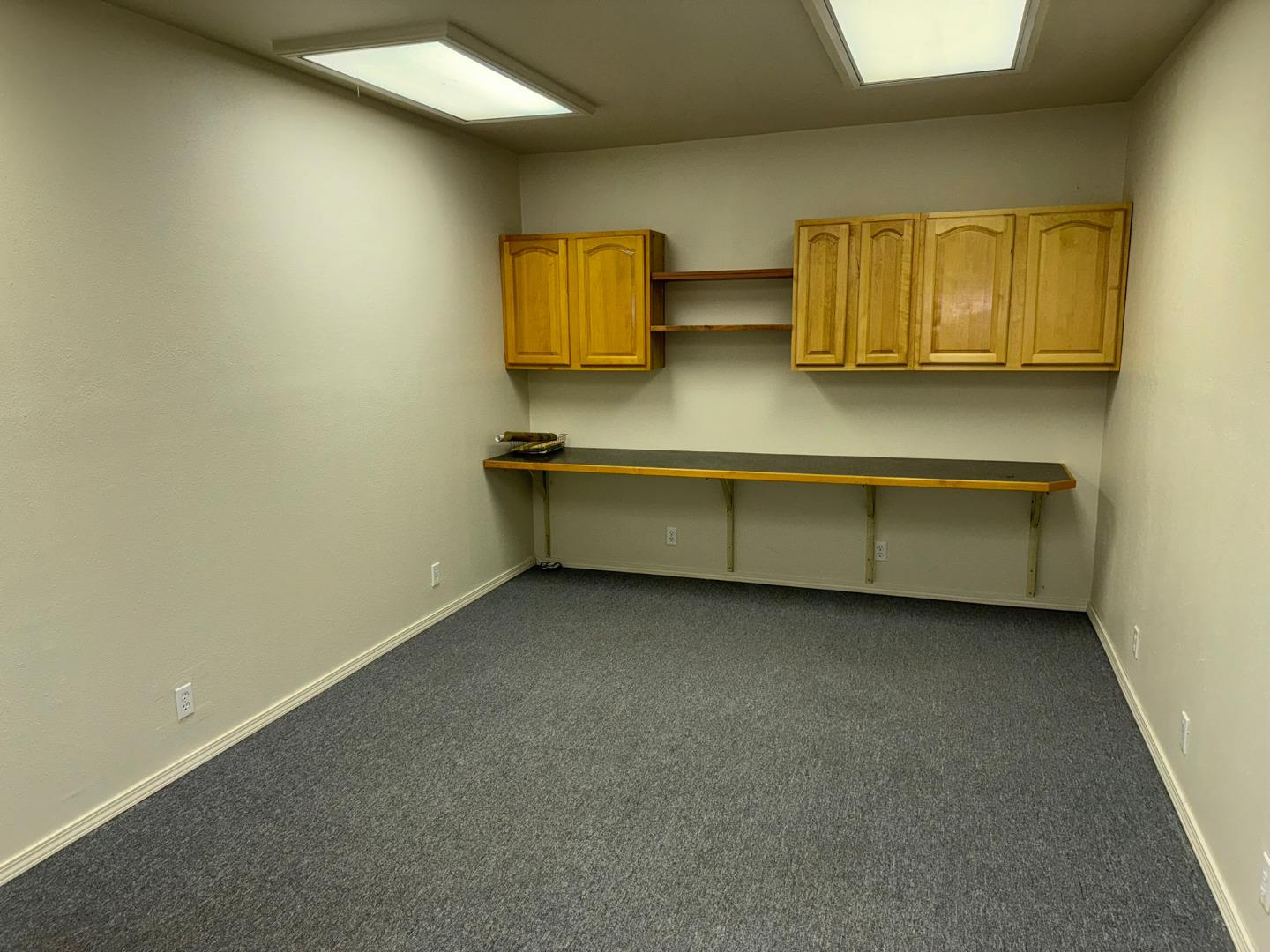 451 Corral De Tierra Road Salinas, CA 93908 - Photo 13 of 55