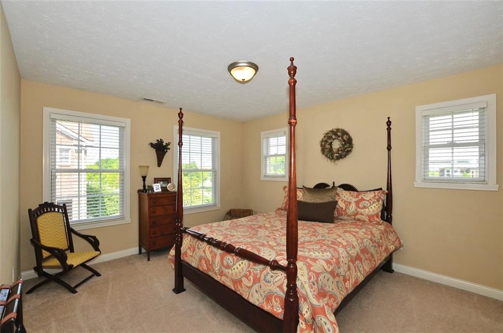 13098 Overview Drive, Unit 5E Fishers, IN 46037 - Photo 23 of 36