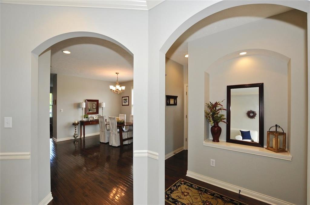 13098 Overview Drive, Unit 5E Fishers, IN 46037 - Photo 6 of 36