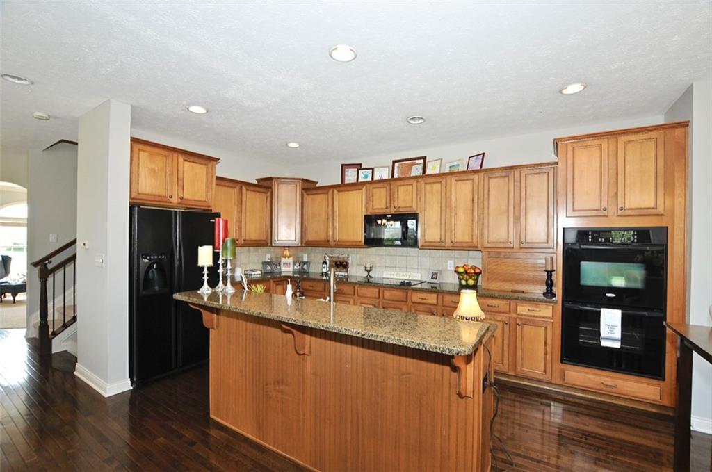 13098 Overview Drive, Unit 5E Fishers, IN 46037 - Photo 9 of 36