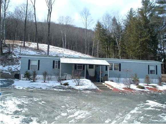 51 Kenison Road Hartford, VT 05001 - Photo 1 of 2 Gallery Image 1