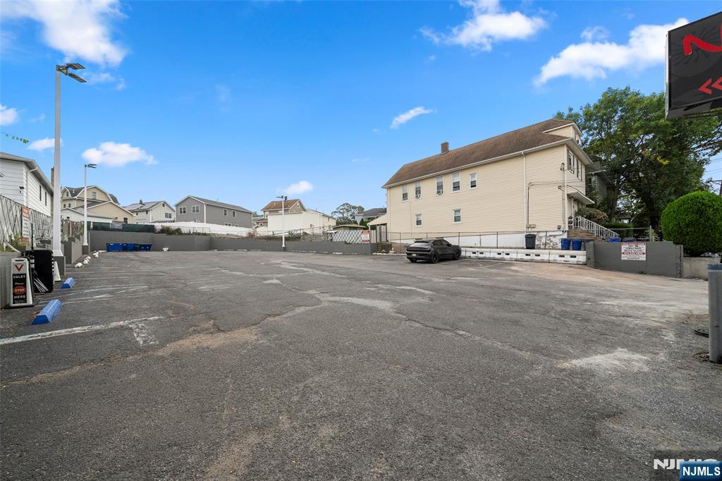 340 Paterson Avenue East Rutherford, NJ 07073 - Photo 33 of 34 Gallery Image 33