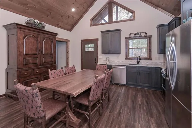 $455,000 | 110 Ridge Crest Court, Ellijay, GA 30540