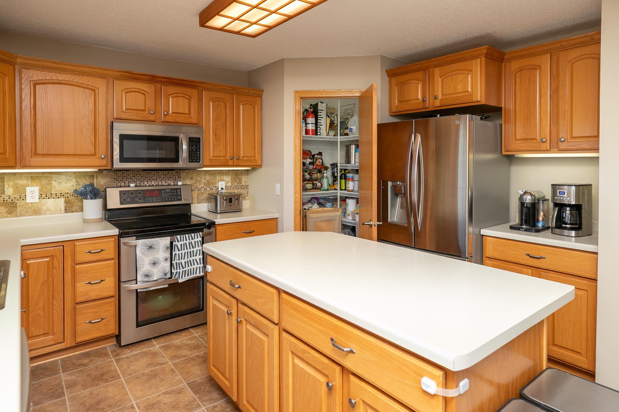 5714 49th Avenue Northwest Rochester, MN 55901 - Photo 16 of 36
