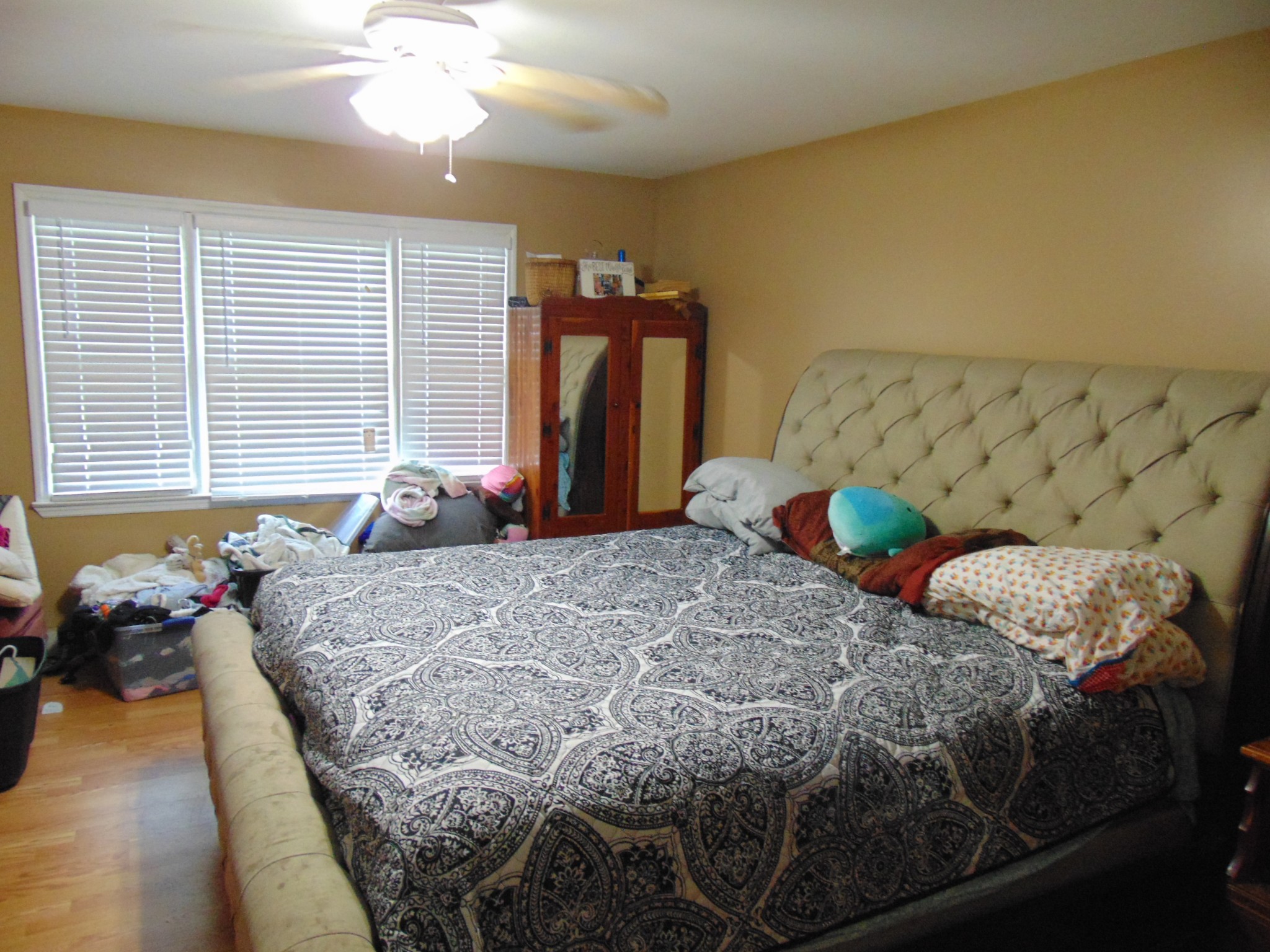 33 Cunningham Hollow Road Fayetteville, TN 37334 - Photo 8 of 22 a bedroom with a bed and wooden floor