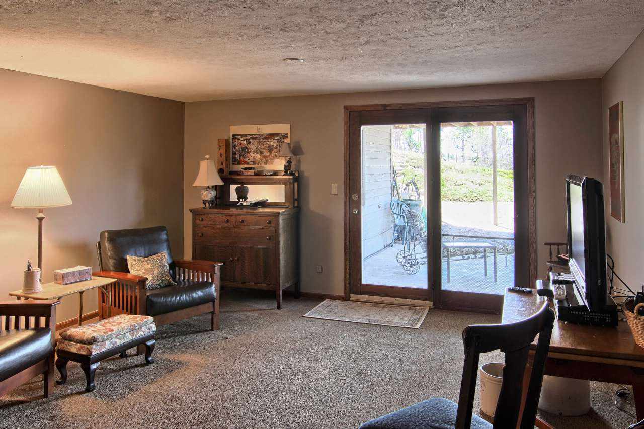 2840 Holiday Pines Road Traverse City, MI 49686 - Photo 22 of 48 1824019-21.JPG