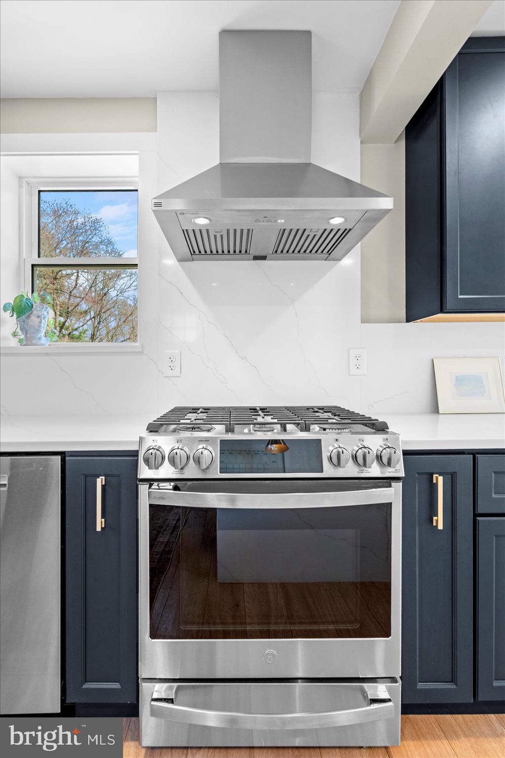 510 Overcrest Road Towson, MD 21286 - Photo 16 of 47 a stove top oven sitting inside of a kitchen