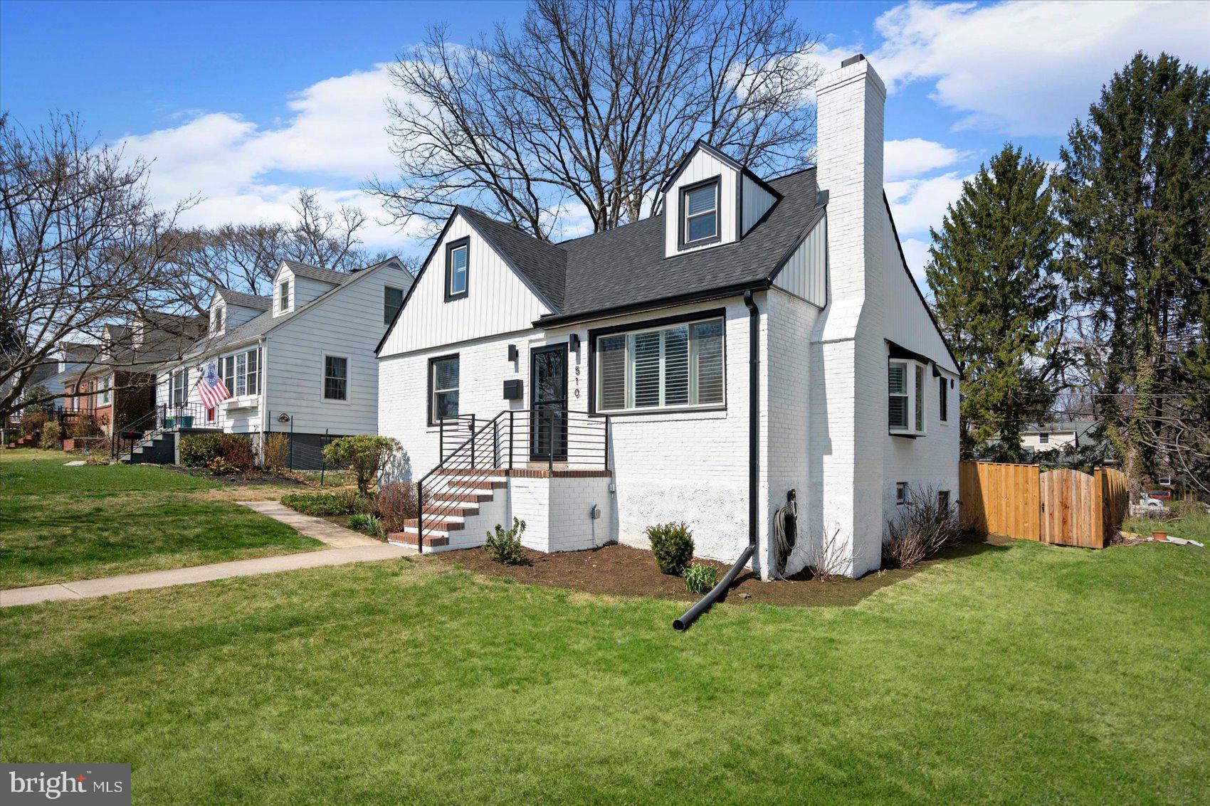 510 Overcrest Road Towson, MD 21286 - Photo 4 of 47 a front view of a house with a yard