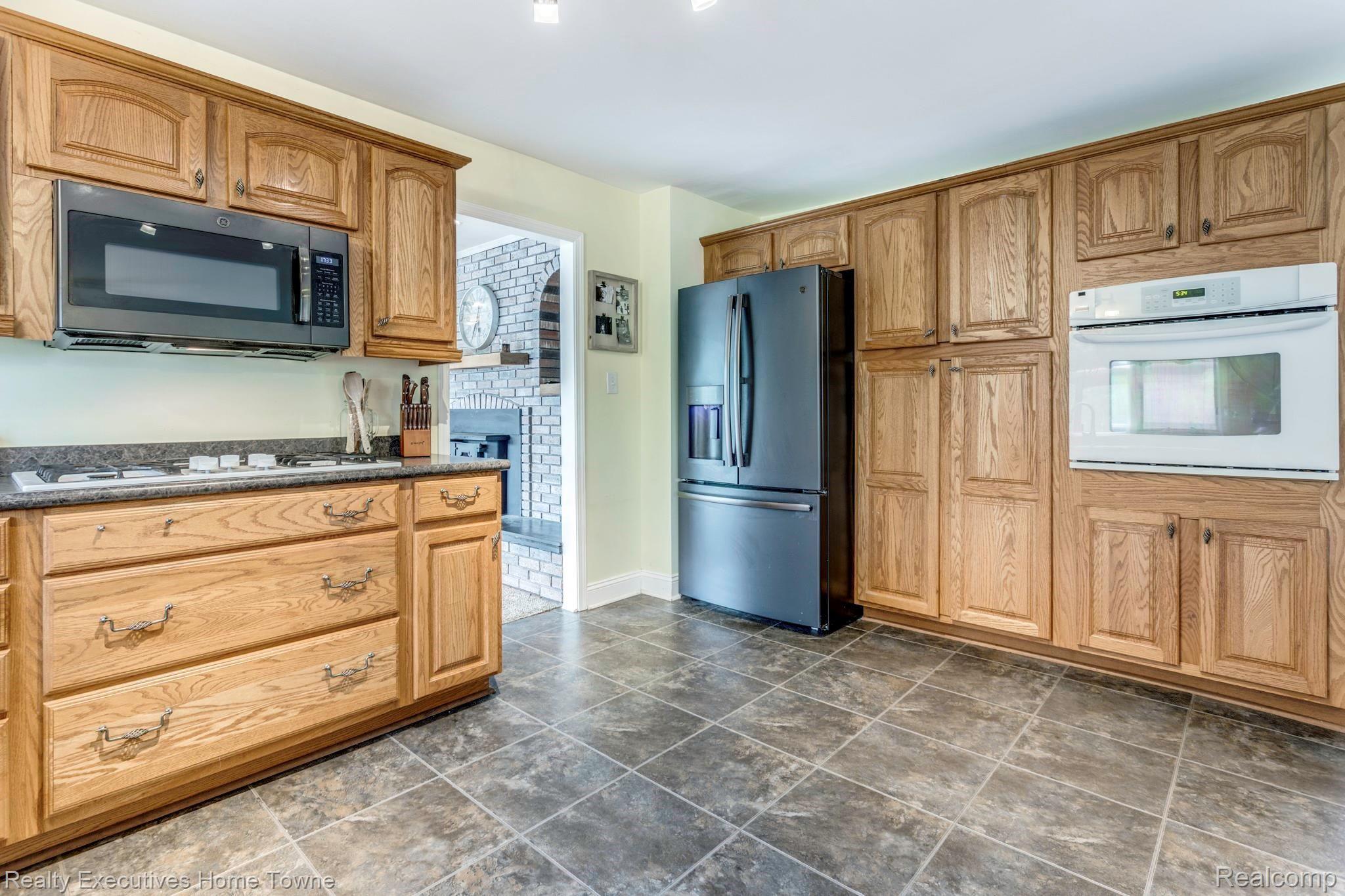 7031 Graham Road Jeddo, MI 48032 - Photo 14 of 60 7031 Graham Rd-47.jpg