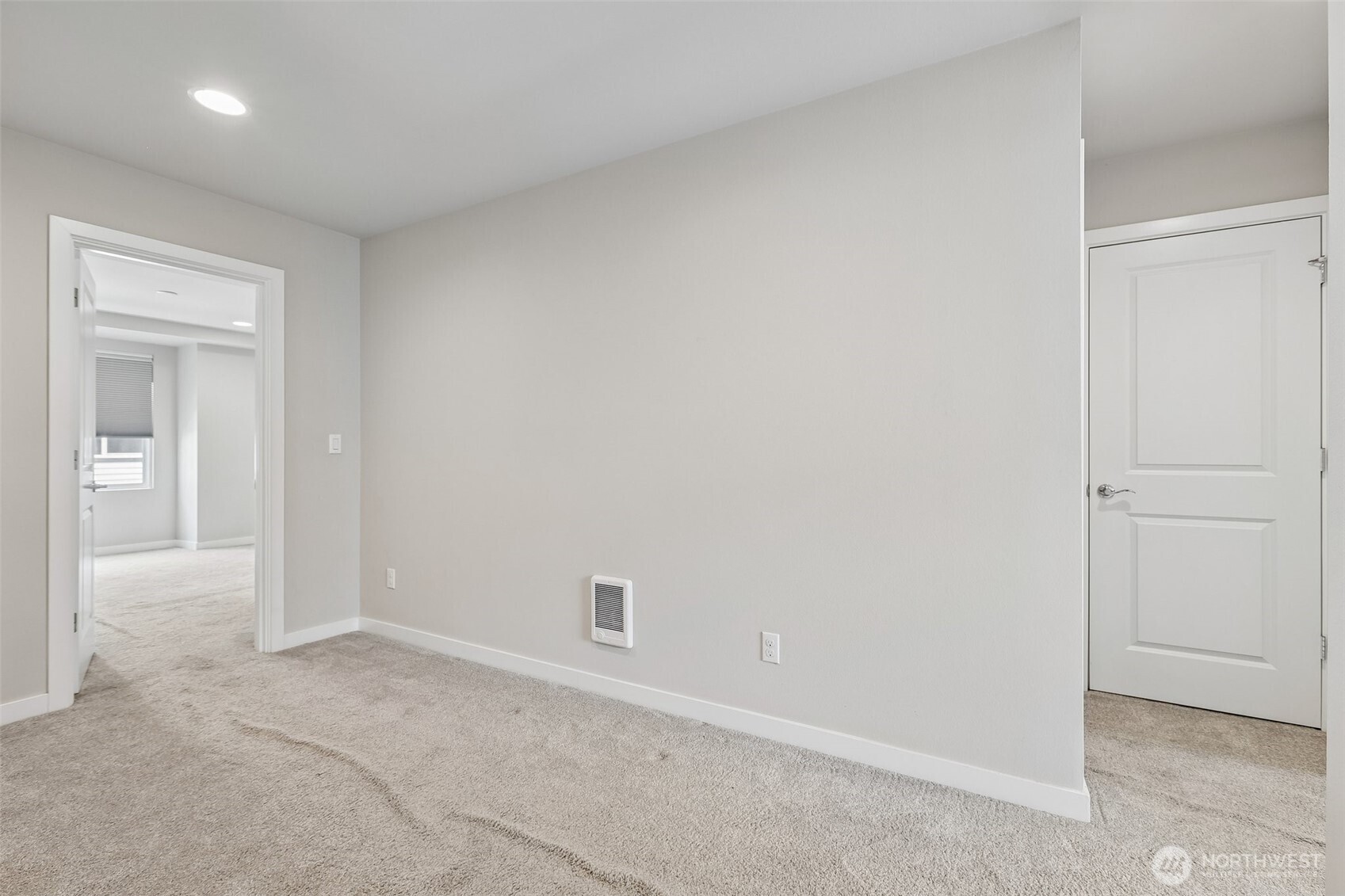 615 238th Street Southeast, Unit D Bothell, WA 98021 - Photo 26 of 37