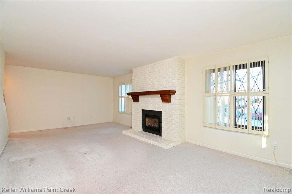 1985 Pondview Court Rochester Hills, MI 48309 - Photo 5 of 33