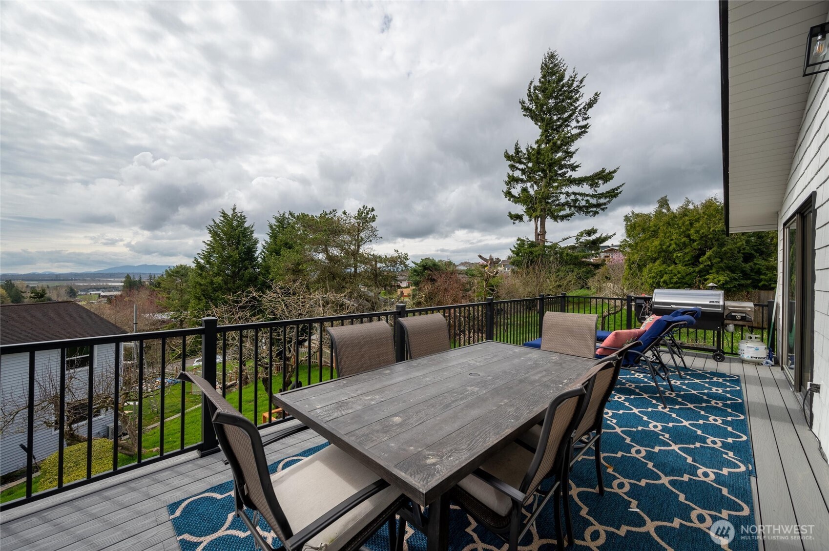 2433 Crestline Street Ferndale, WA 98248 - Photo 12 of 39