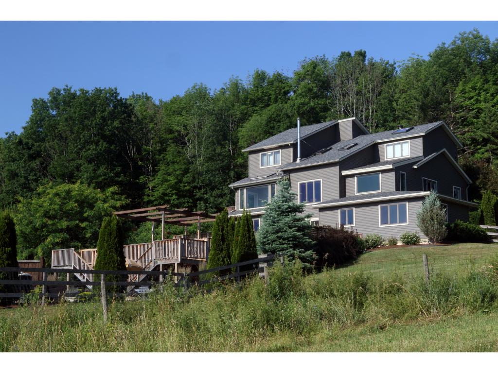 62 Summit Way Milton, VT 05468 - Photo 1 of 35 Gallery Image 1