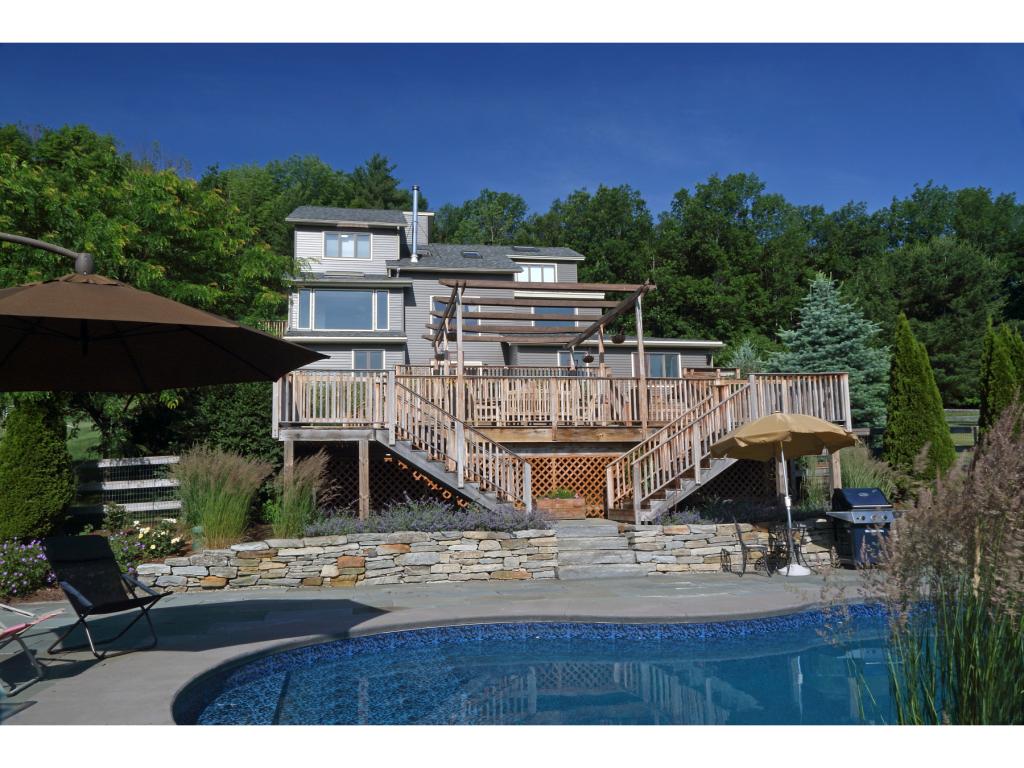 62 Summit Way Milton, VT 05468 - Photo 3 of 35 Gallery Image 3
