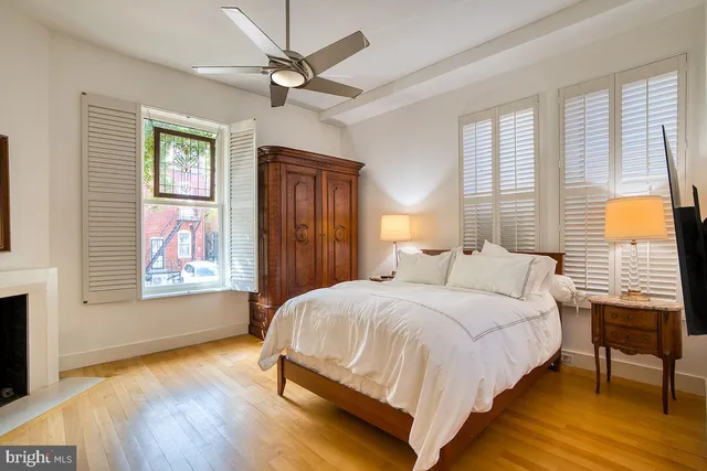 $924,900 | 1516 R Street Northwest, Unit 2, Washington, DC 20009