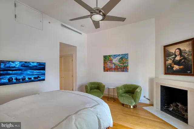 $924,900 | 1516 R Street Northwest, Unit 2, Washington, DC 20009