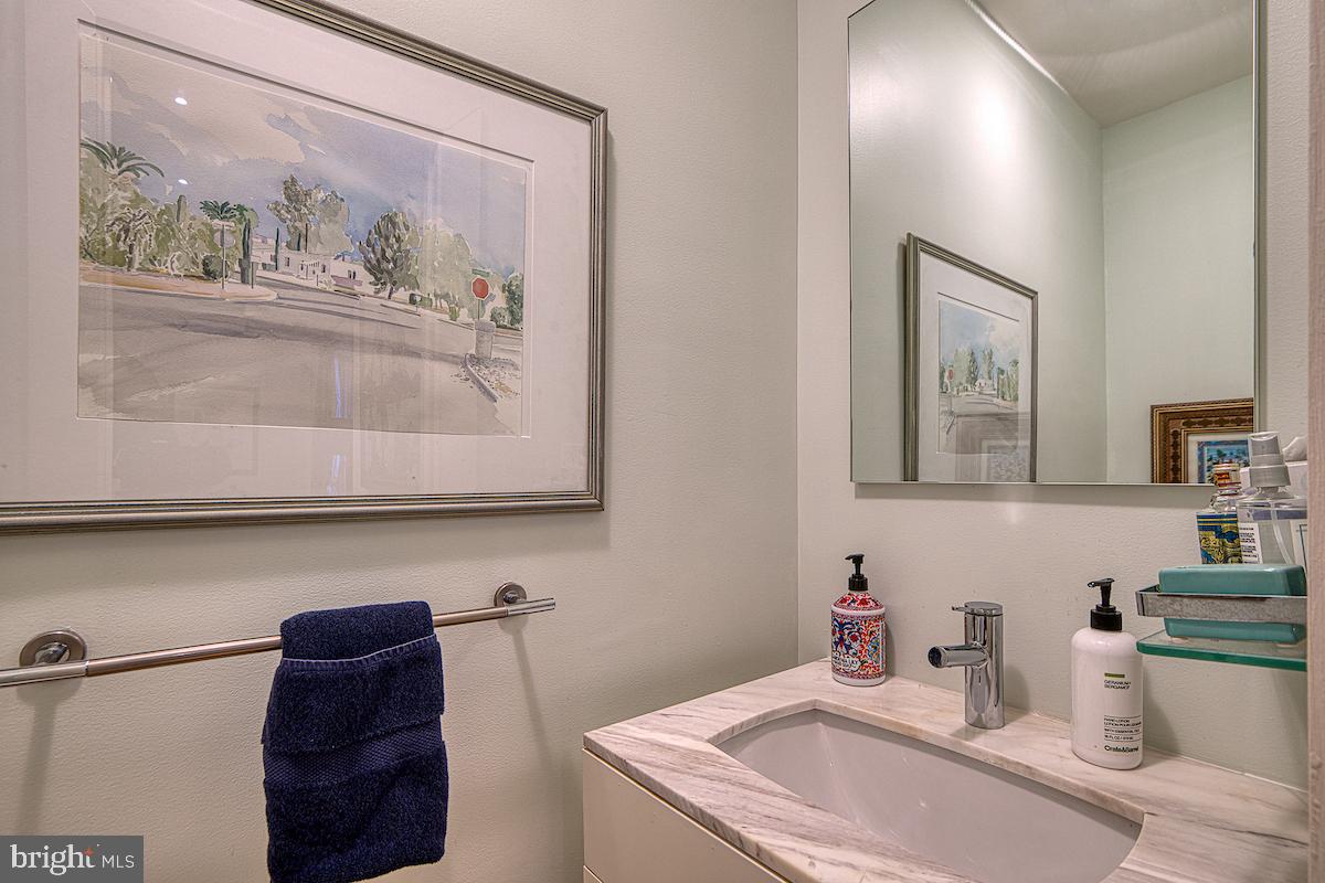 1516 R Street Northwest, Unit 2 Washington, DC 20009 - Photo 27 of 31 Half Bath