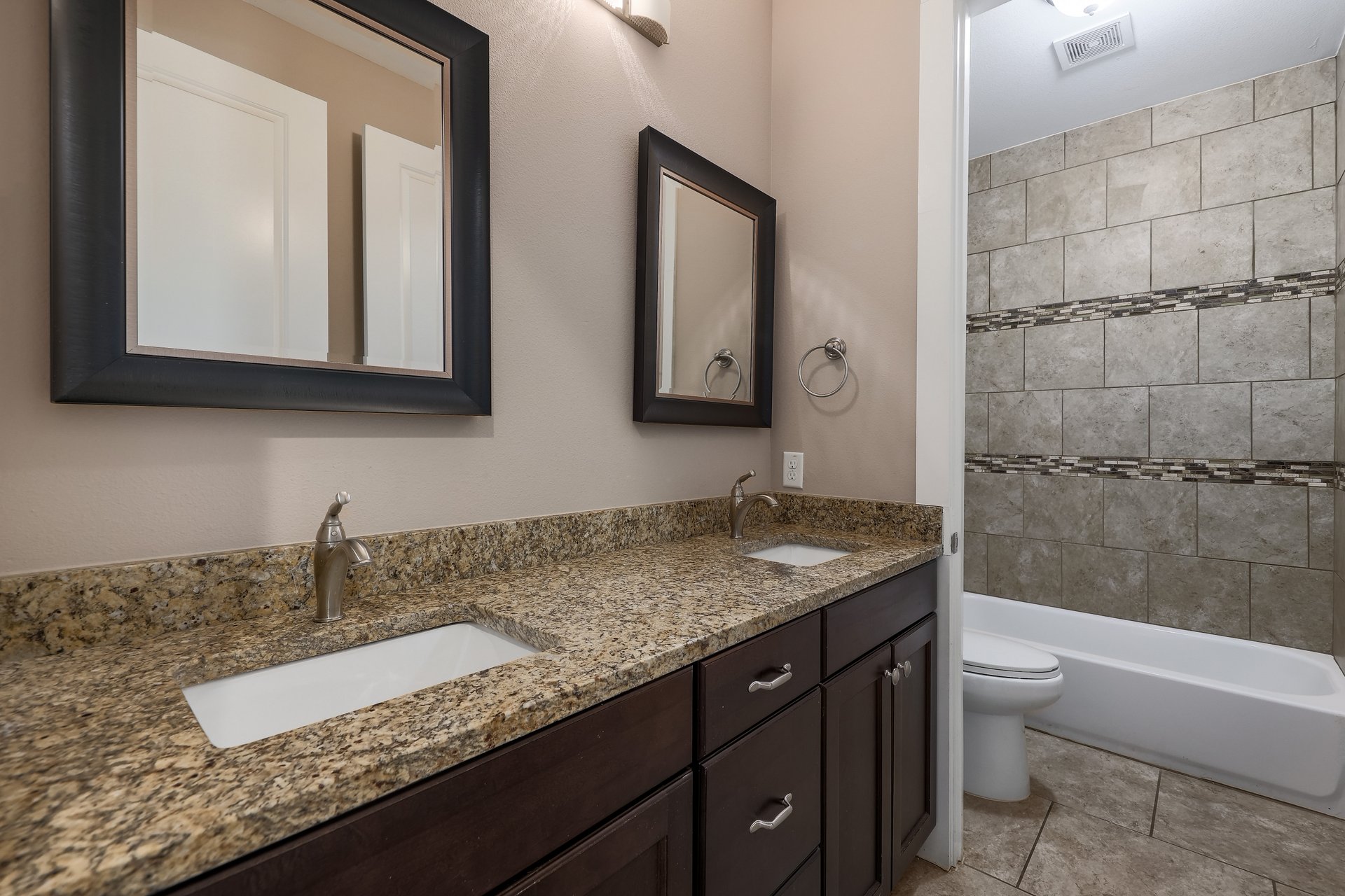 1704 Webberville Road Austin, TX 78721 - Photo 20 of 27 Gallery Image 20