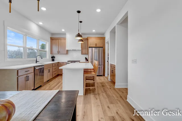 $639,900 | 12020 Alden Court Northeast, Lowell, MI 49331