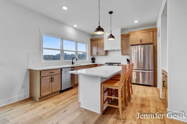 $639,900 | 12020 Alden Court Northeast, Lowell, MI 49331