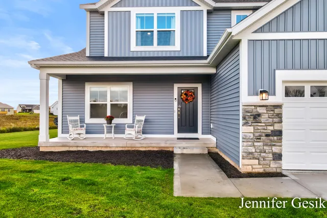 $639,900 | 12020 Alden Court Northeast, Lowell, MI 49331