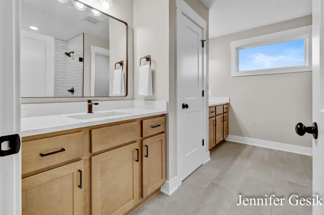 $639,900 | 12020 Alden Court Northeast, Lowell, MI 49331