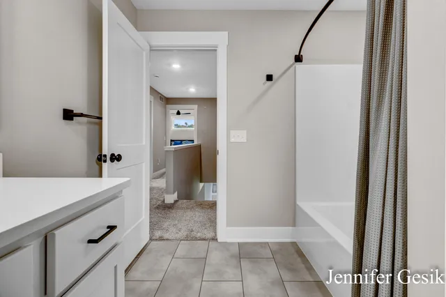 $639,900 | 12020 Alden Court Northeast, Lowell, MI 49331