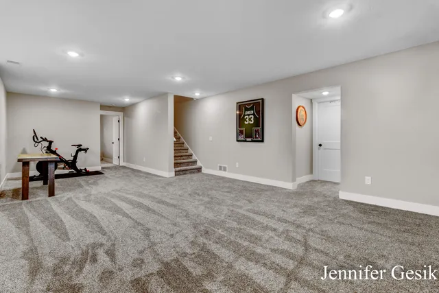 $639,900 | 12020 Alden Court Northeast, Lowell, MI 49331