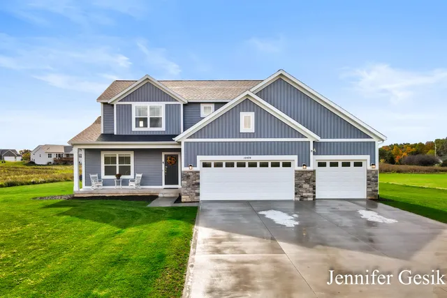 $639,900 | 12020 Alden Court Northeast, Lowell, MI 49331
