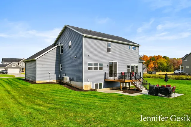 $639,900 | 12020 Alden Court Northeast, Lowell, MI 49331