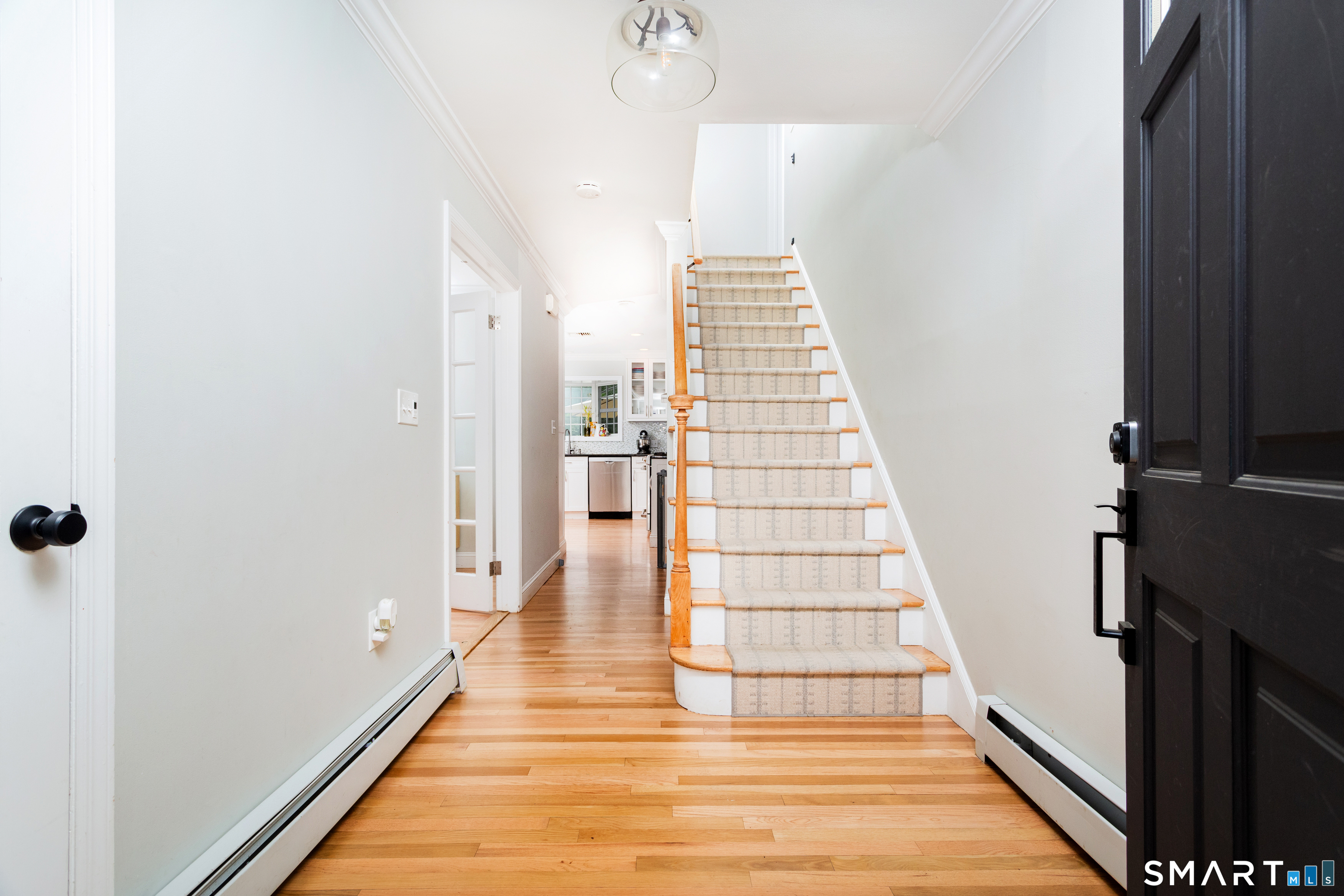25 Griffith Road Greenwich, CT 06878 - Photo 2 of 19