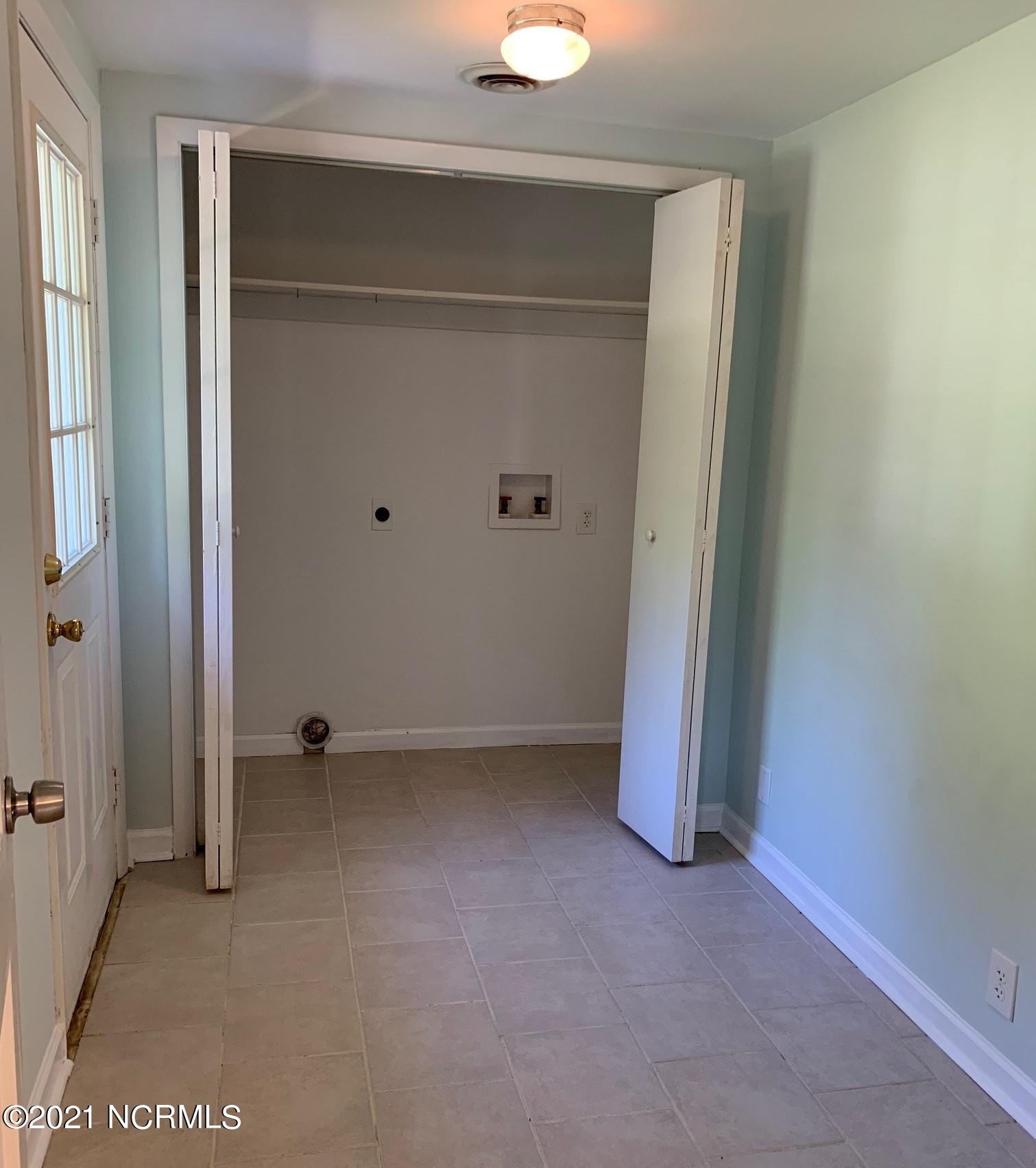 213 2 Chopt Road Wilmington, NC 28405 - Photo 14 of 28 20