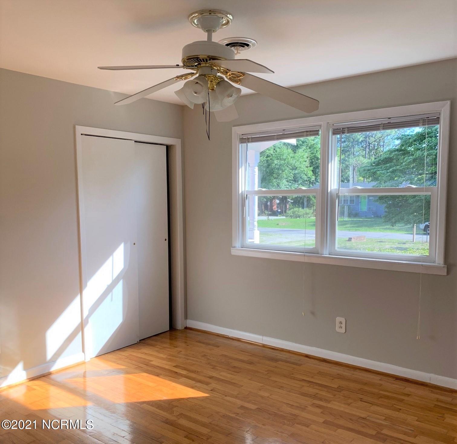 213 2 Chopt Road Wilmington, NC 28405 - Photo 16 of 28 32