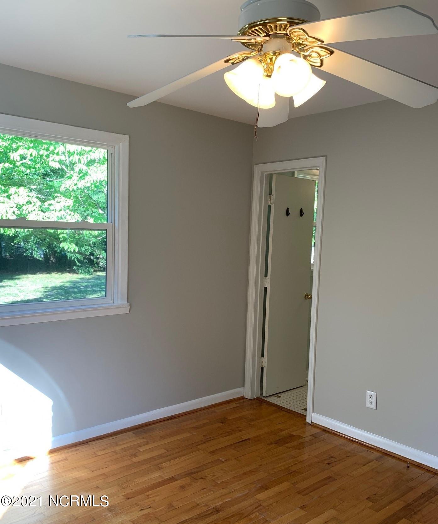 213 2 Chopt Road Wilmington, NC 28405 - Photo 17 of 28 38