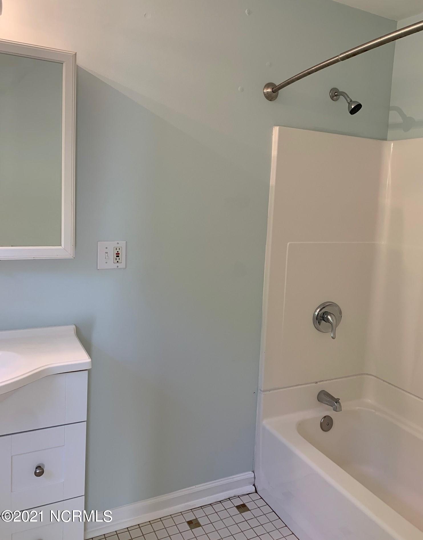 213 2 Chopt Road Wilmington, NC 28405 - Photo 18 of 28 41