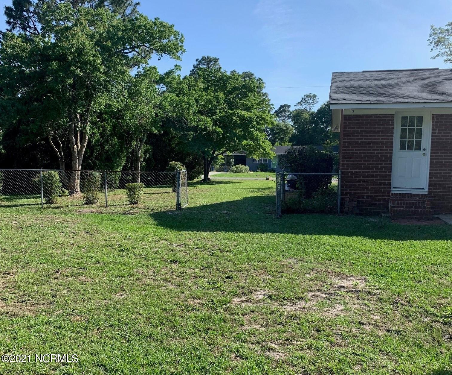 213 2 Chopt Road Wilmington, NC 28405 - Photo 24 of 28 26