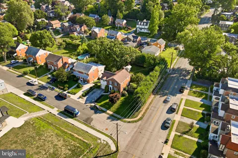 $329,900 | 801 Terwood Road, Drexel Hill, PA 19026