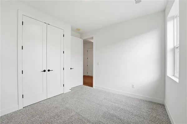 $386,605 | 32718 West 176th Terrace, Edgerton, KS 66021