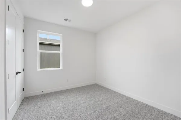 $386,605 | 32718 West 176th Terrace, Edgerton, KS 66021