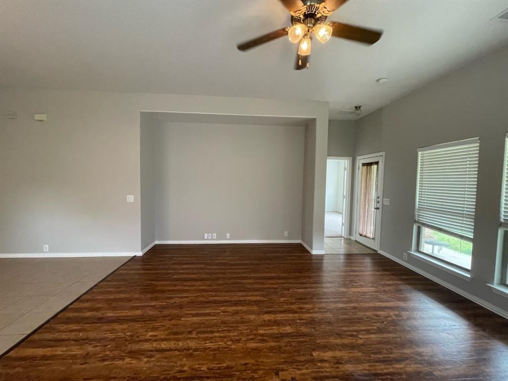 905 Remington Ranch Road Mansfield, TX 76063 - Photo 4 of 13