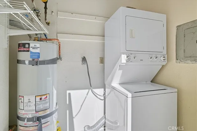 $399,000 | 5805 Oak Bend Lane, Unit 302, Oak Park, CA 91377