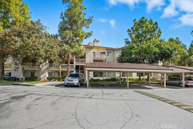 $399,000 | 5805 Oak Bend Lane, Unit 302, Oak Park, CA 91377