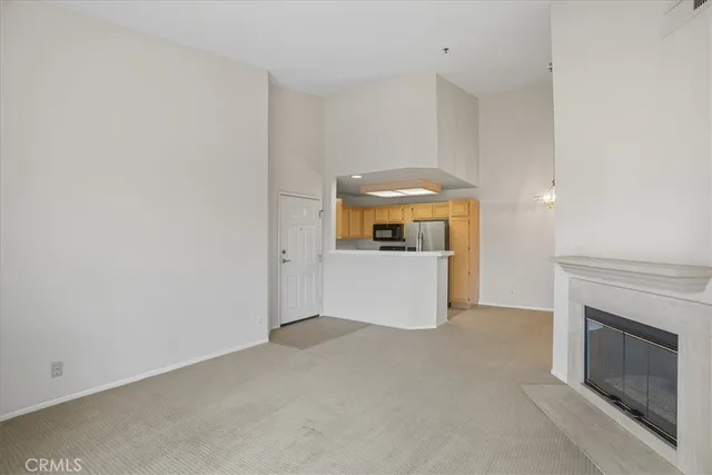 $399,000 | 5805 Oak Bend Lane, Unit 302, Oak Park, CA 91377