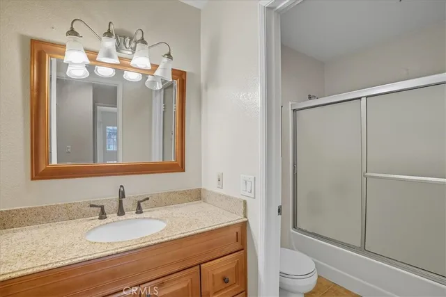 $399,000 | 5805 Oak Bend Lane, Unit 302, Oak Park, CA 91377