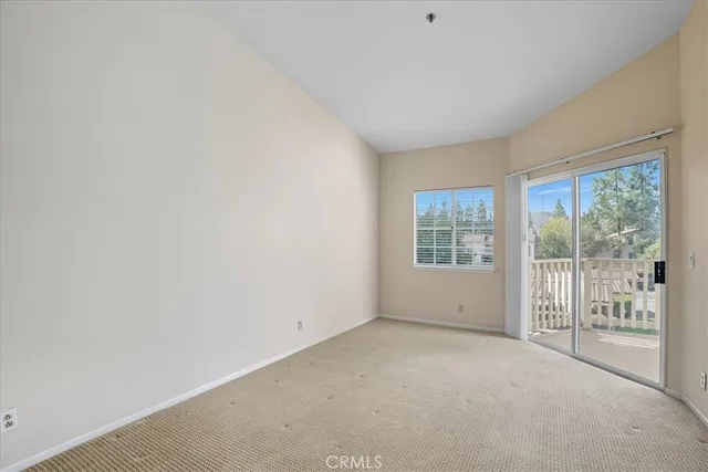 $399,000 | 5805 Oak Bend Lane, Unit 302, Oak Park, CA 91377